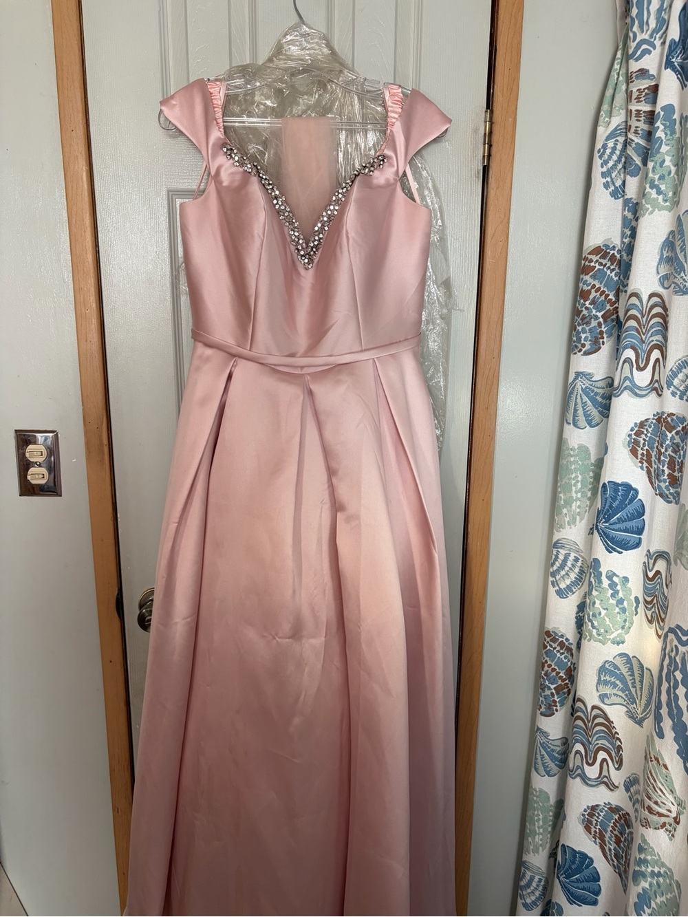 Pink Embellished V-Neck Evening Dress